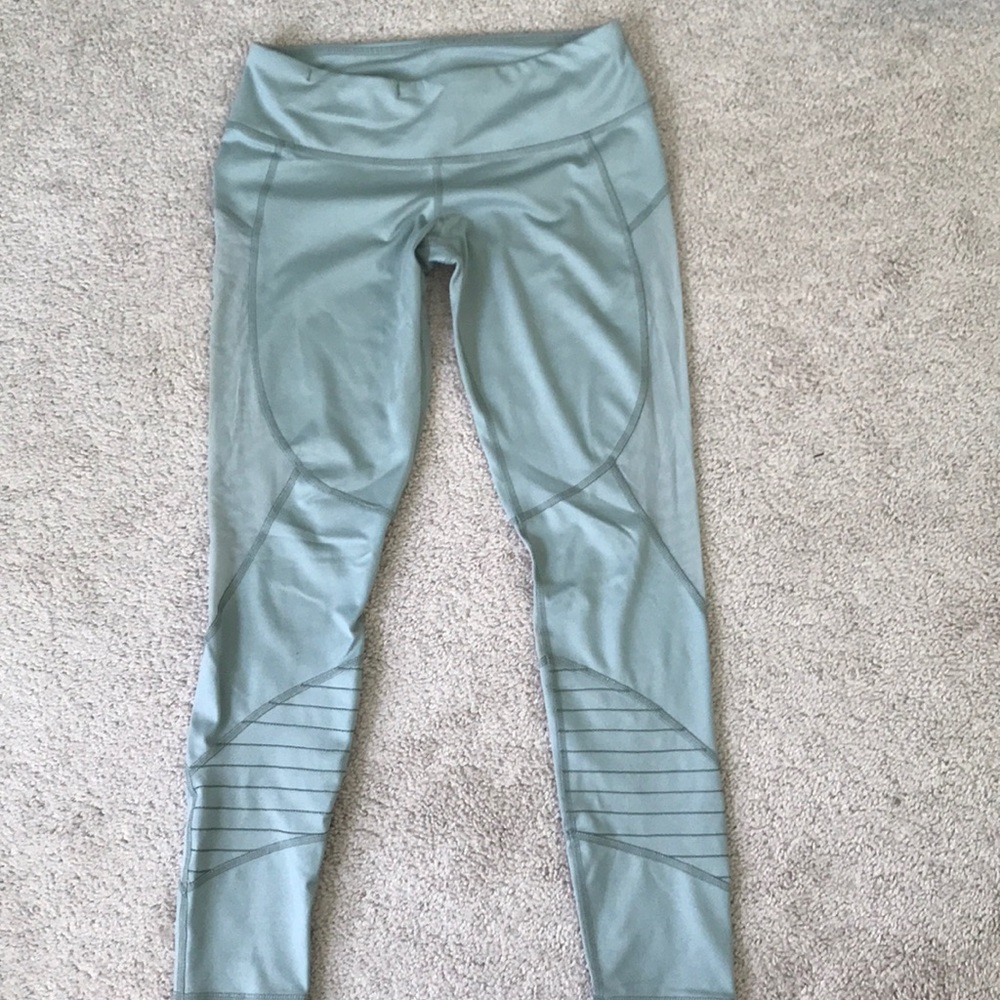 Active leggings